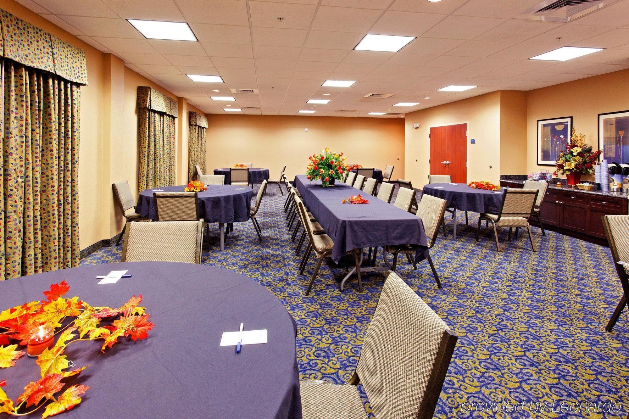 Holiday Inn Express & Suites Cookeville By Ihg Esterno foto
