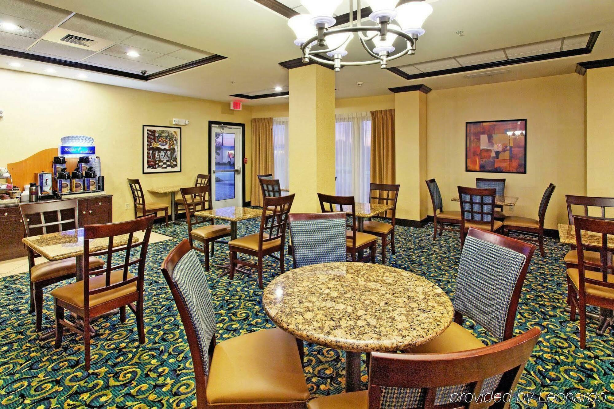 Holiday Inn Express & Suites Cookeville By Ihg Ristorante foto