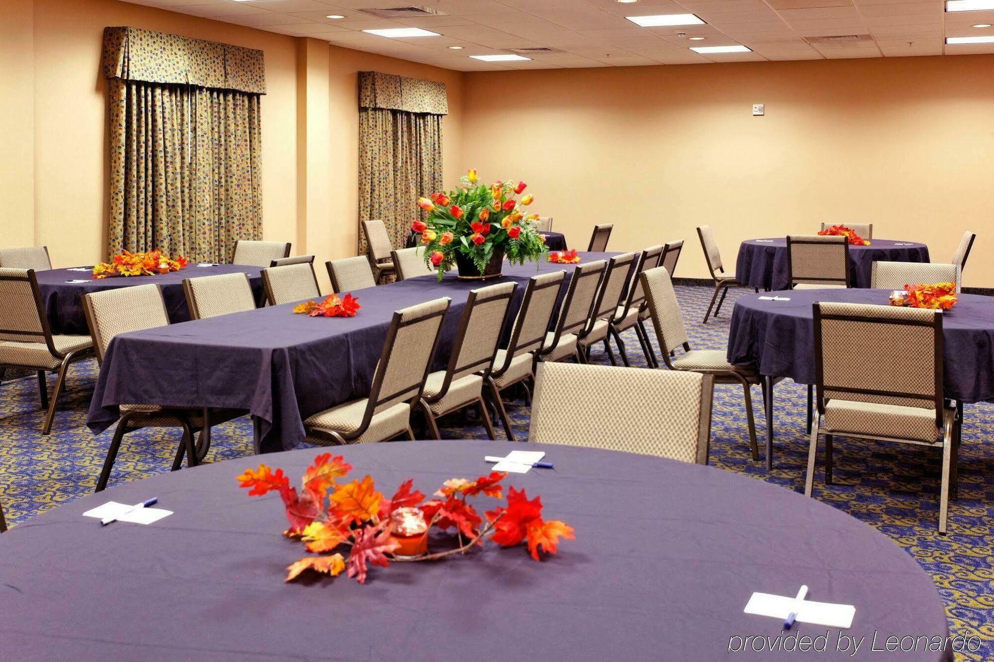 Holiday Inn Express & Suites Cookeville By Ihg Esterno foto